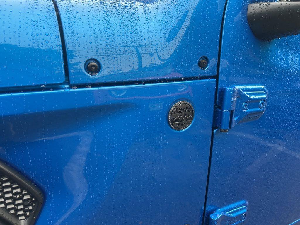 new 2025 Jeep Wrangler car, priced at $45,556