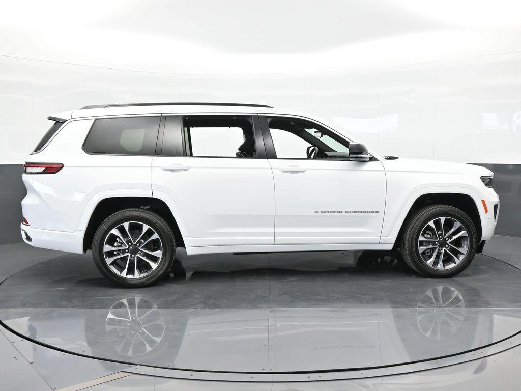 new 2024 Jeep Grand Cherokee L car, priced at $56,260