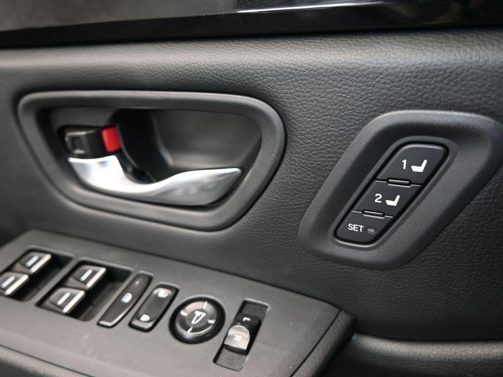 used 2023 Honda Pilot car, priced at $29,597