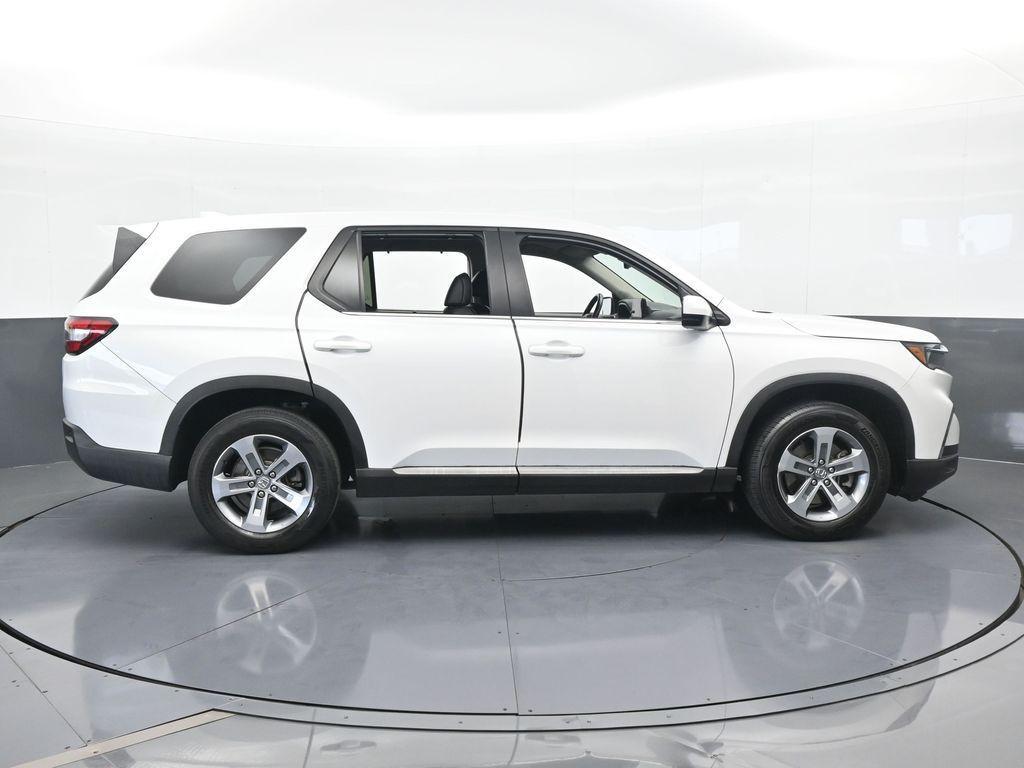 used 2023 Honda Pilot car, priced at $29,597