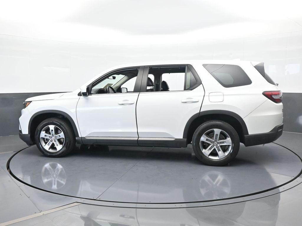 used 2023 Honda Pilot car, priced at $29,597