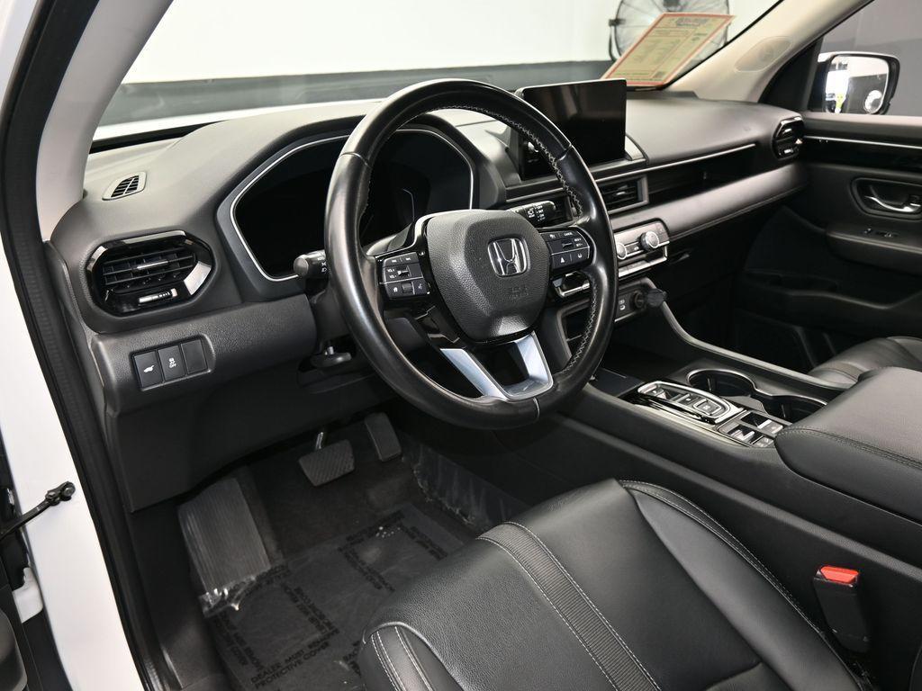 used 2023 Honda Pilot car, priced at $29,597