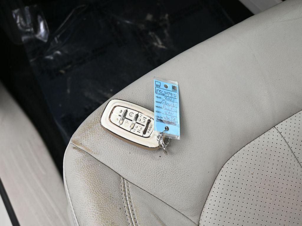 used 2021 Chrysler Pacifica car, priced at $19,995