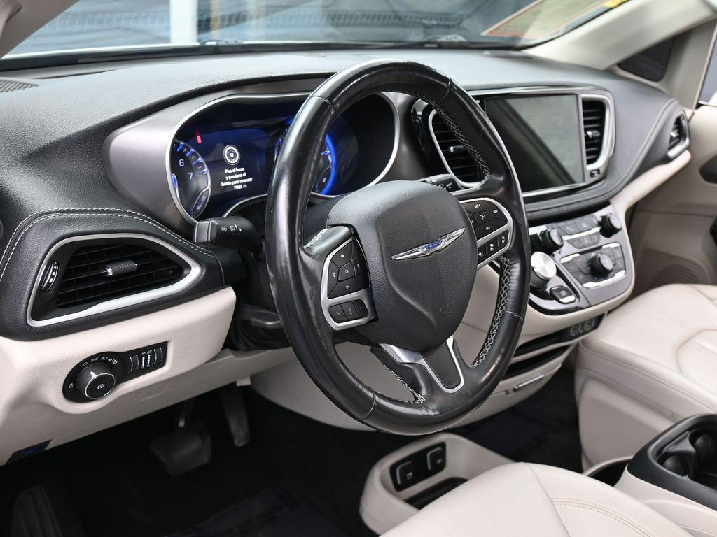 used 2021 Chrysler Pacifica car, priced at $19,995