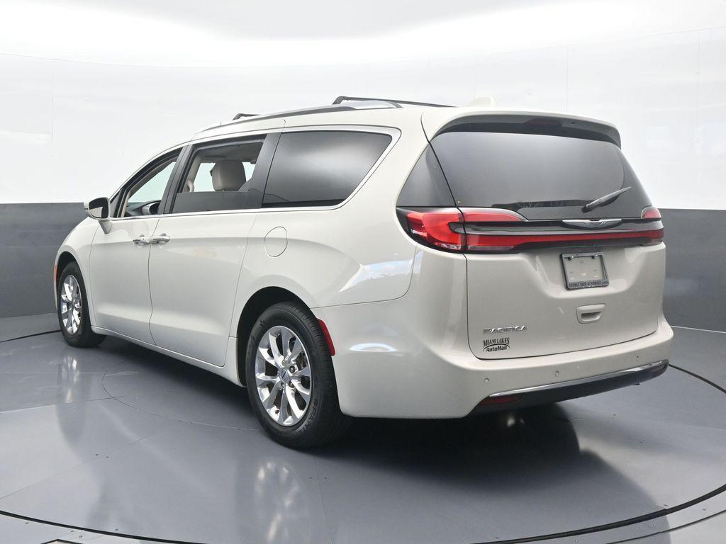 used 2021 Chrysler Pacifica car, priced at $19,995