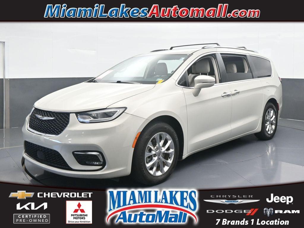 used 2021 Chrysler Pacifica car, priced at $19,995
