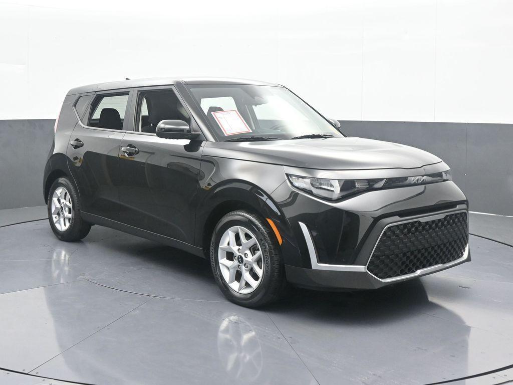 used 2023 Kia Soul car, priced at $17,996