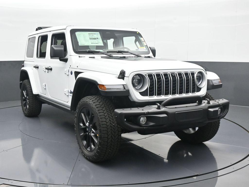 new 2025 Jeep Wrangler 4xe car