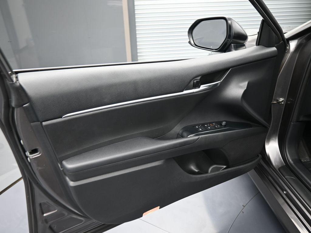used 2019 Toyota Camry Hybrid car, priced at $18,861