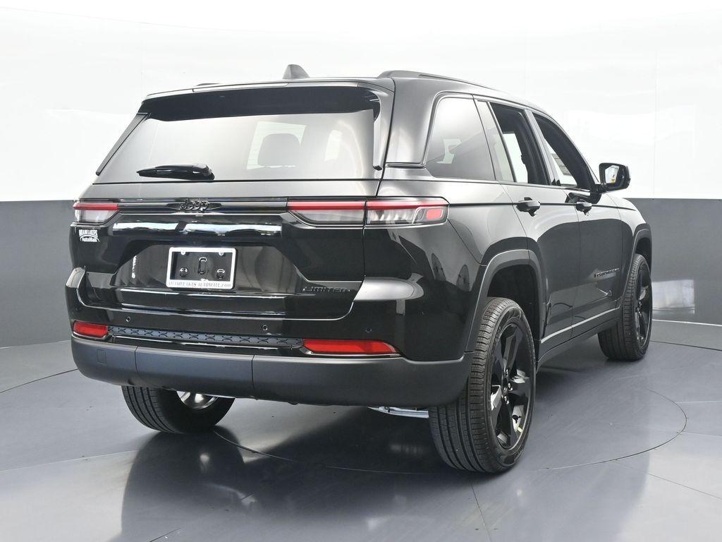 new 2025 Jeep Grand Cherokee car