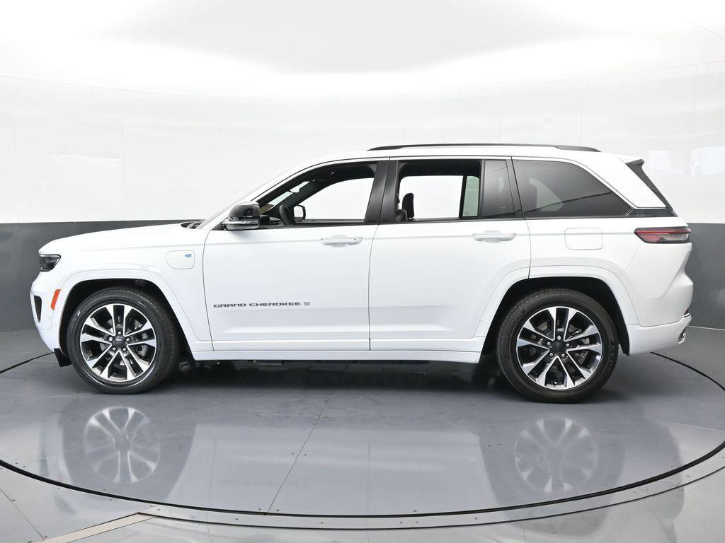 used 2022 Jeep Grand Cherokee 4xe car, priced at $32,920