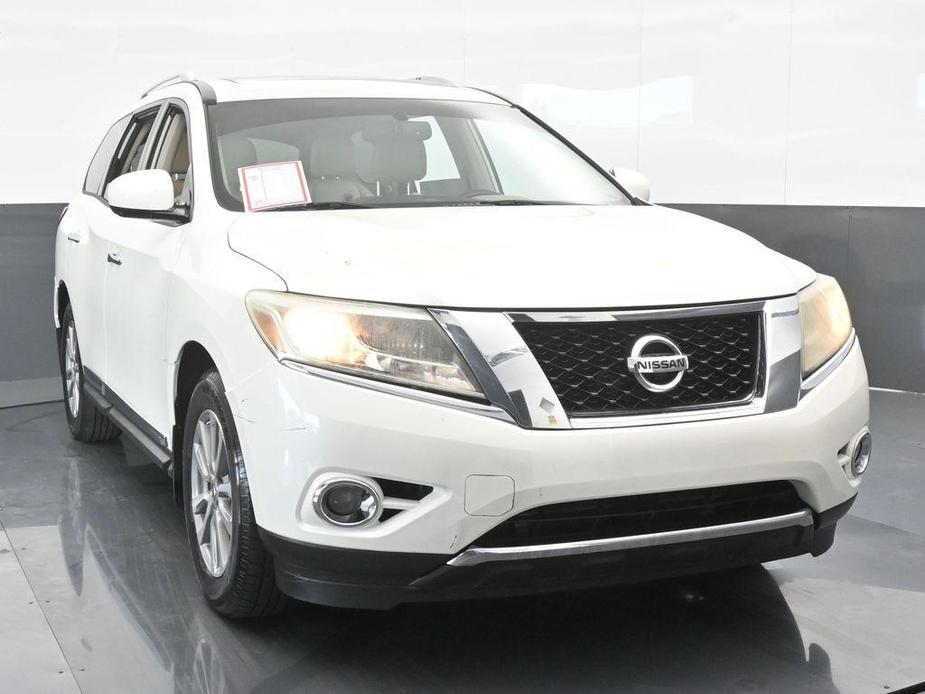 used 2016 Nissan Pathfinder car, priced at $11,993