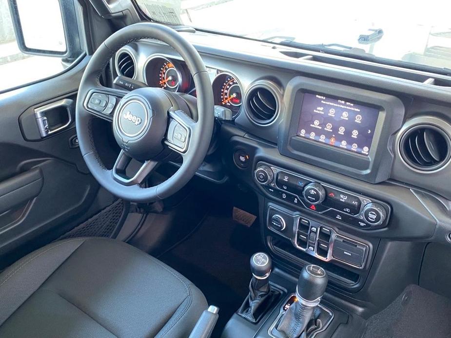 new 2023 Jeep Gladiator car, priced at $52,105