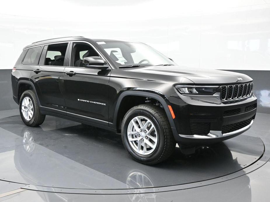 new 2024 Jeep Grand Cherokee L car, priced at $33,585