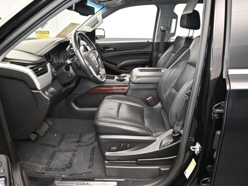 used 2020 GMC Yukon car, priced at $35,595
