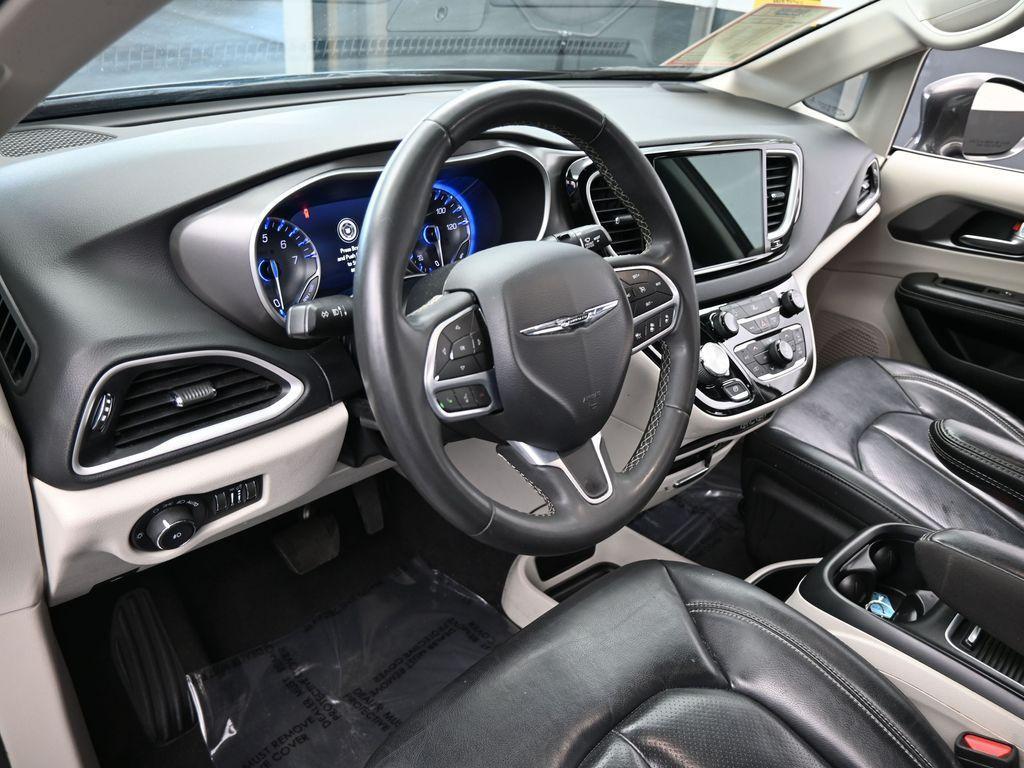 used 2022 Chrysler Pacifica car, priced at $17,995