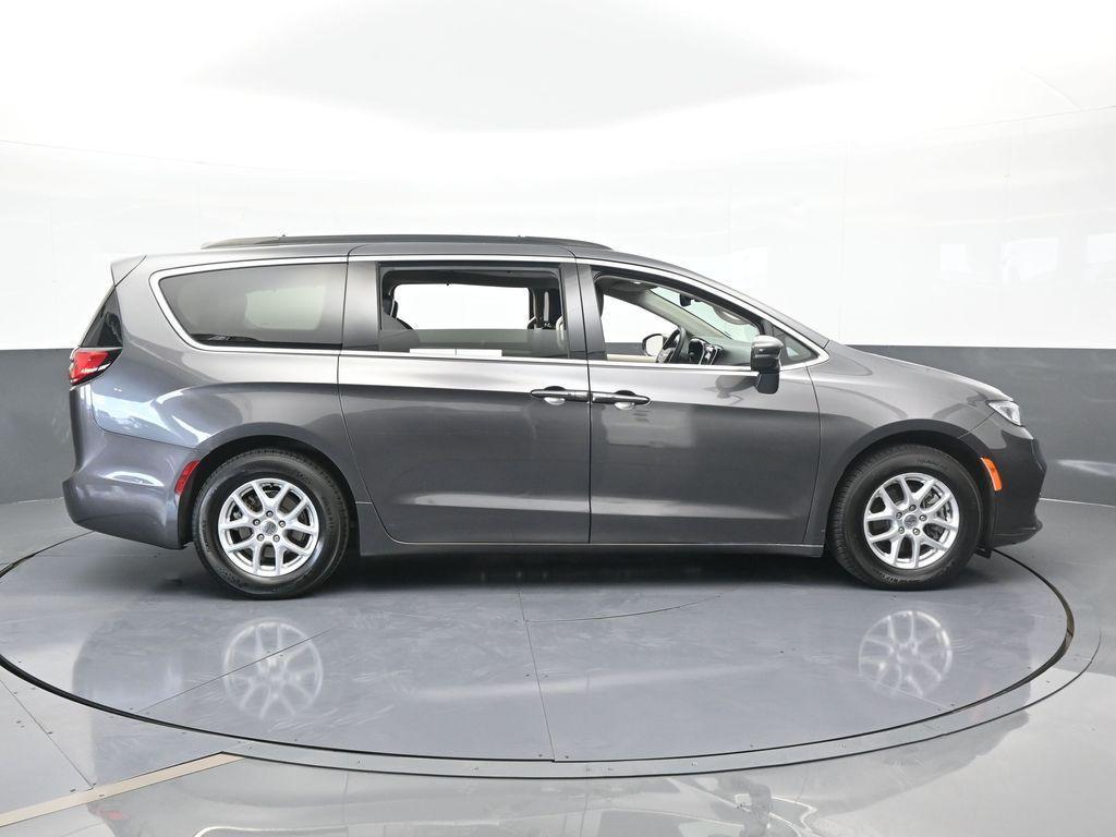 used 2022 Chrysler Pacifica car, priced at $17,995