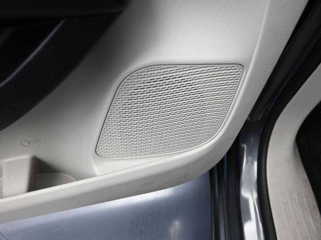 used 2022 Chrysler Pacifica car, priced at $17,995