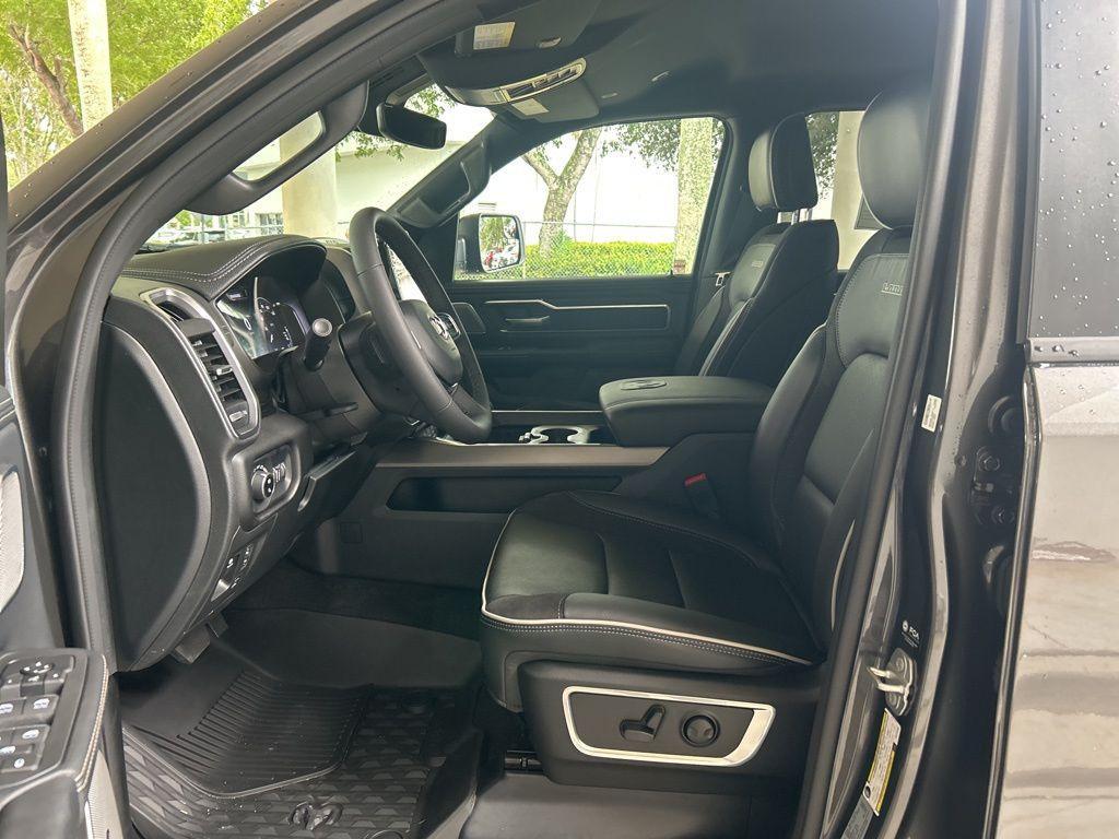 new 2025 Ram 1500 car
