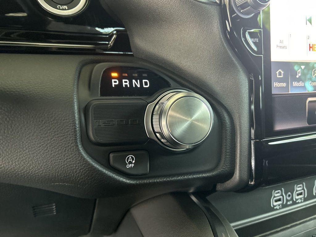 new 2025 Ram 1500 car