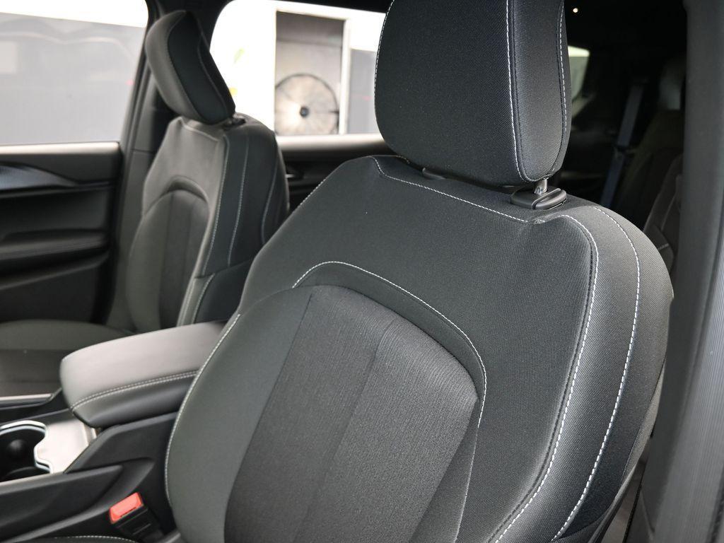 new 2025 Jeep Grand Cherokee L car, priced at $36,479