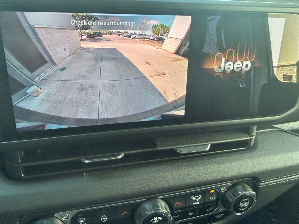 new 2025 Jeep Wrangler car, priced at $51,335