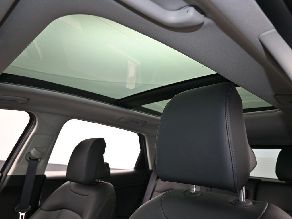 used 2024 Kia Sportage Hybrid car, priced at $31,991
