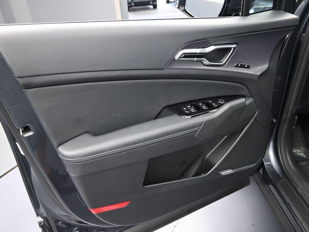 used 2024 Kia Sportage Hybrid car, priced at $31,991