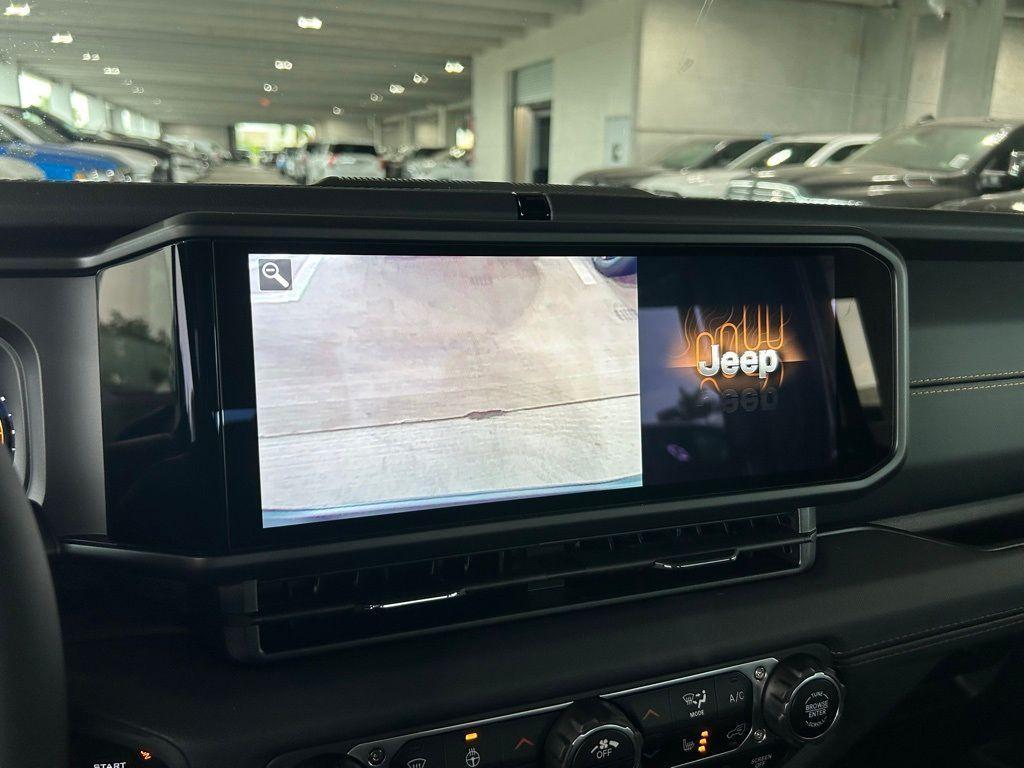 new 2024 Jeep Gladiator car, priced at $44,294