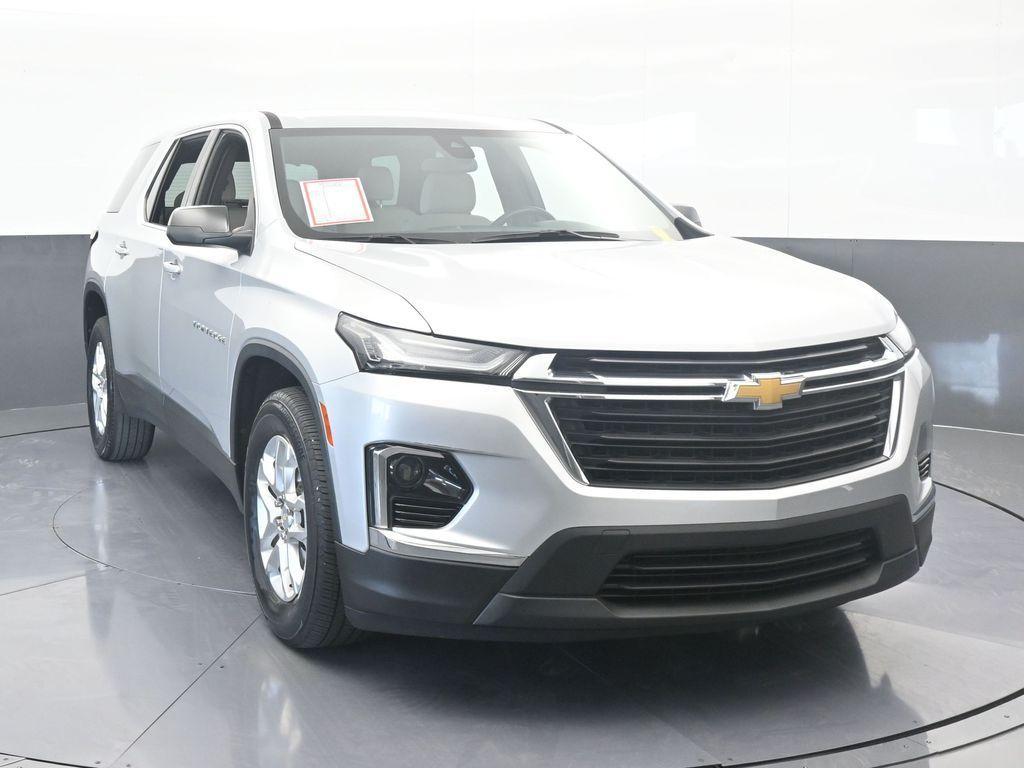used 2022 Chevrolet Traverse car, priced at $20,991