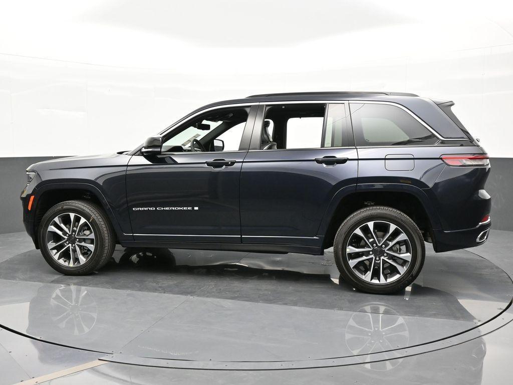 new 2024 Jeep Grand Cherokee car, priced at $52,757