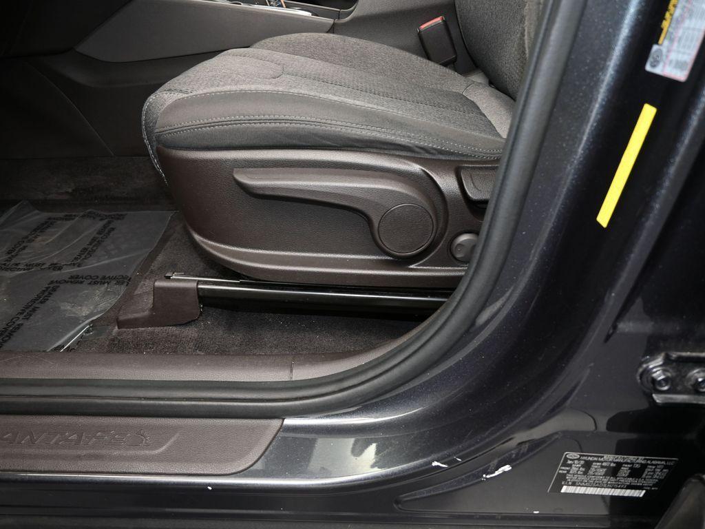 used 2020 Hyundai Santa Fe car, priced at $14,627