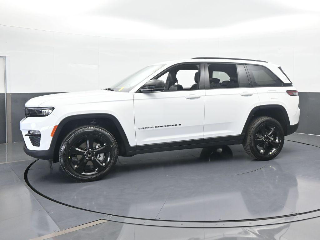 new 2025 Jeep Grand Cherokee car