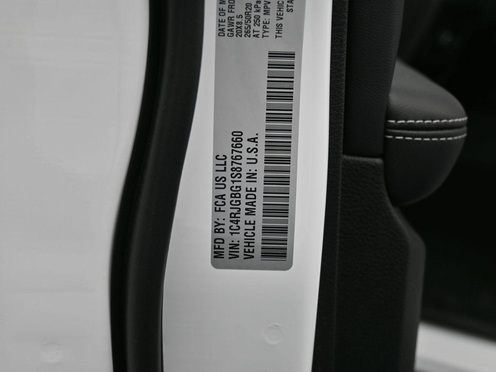 new 2025 Jeep Grand Cherokee car