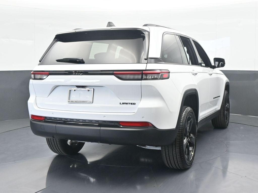 new 2025 Jeep Grand Cherokee car