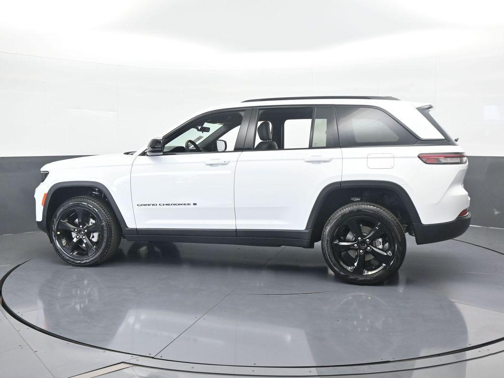 new 2025 Jeep Grand Cherokee car