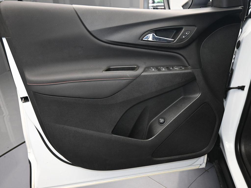 used 2022 Chevrolet Equinox car, priced at $22,991