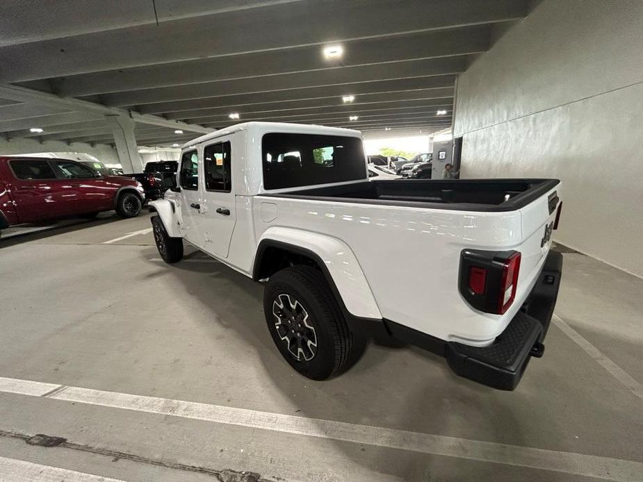 new 2024 Jeep Gladiator car, priced at $44,201