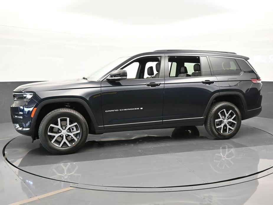 new 2024 Jeep Grand Cherokee L car, priced at $42,408