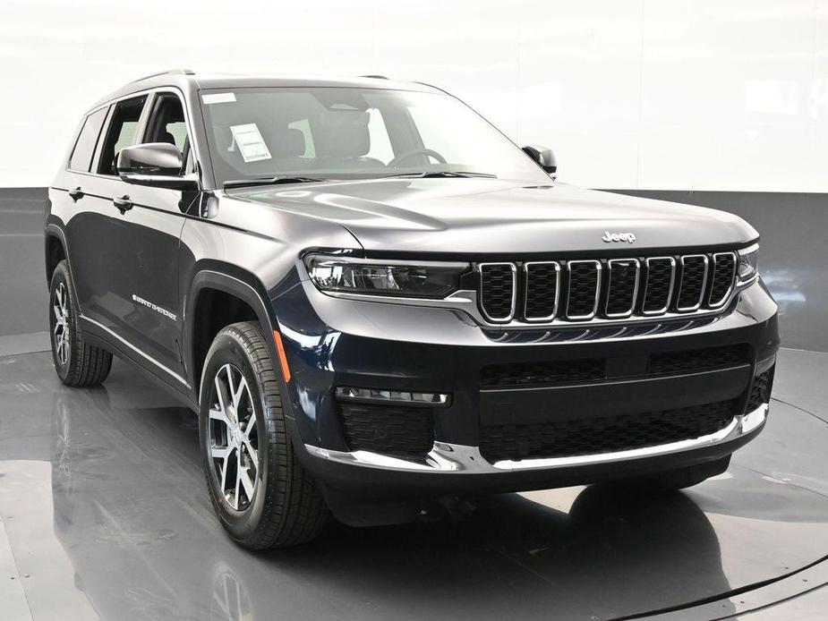 new 2024 Jeep Grand Cherokee L car, priced at $42,408