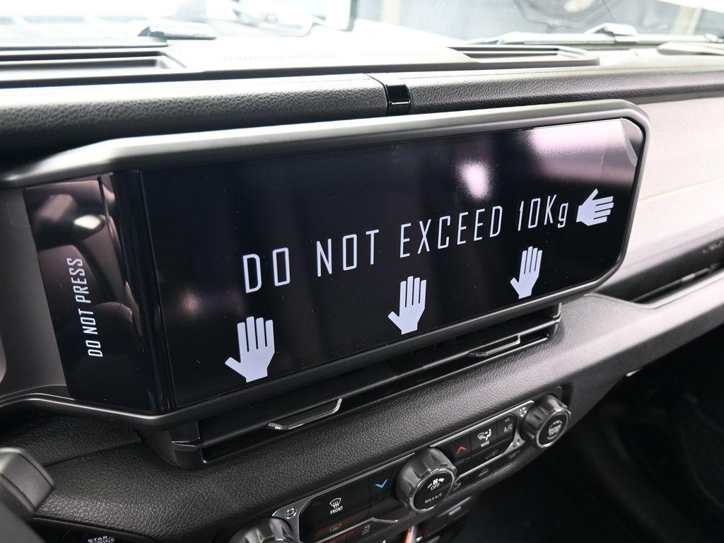 new 2026 Jeep Gladiator car, priced at $51,605