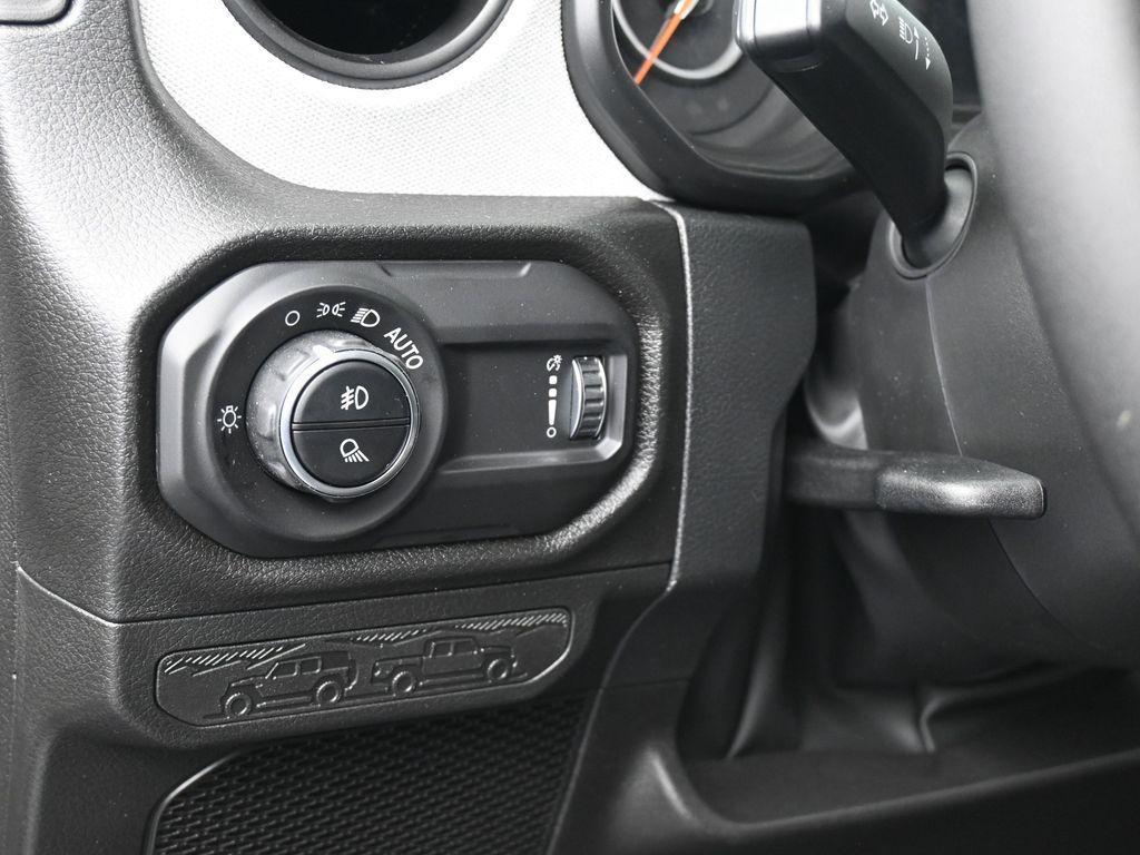 new 2026 Jeep Gladiator car, priced at $51,605