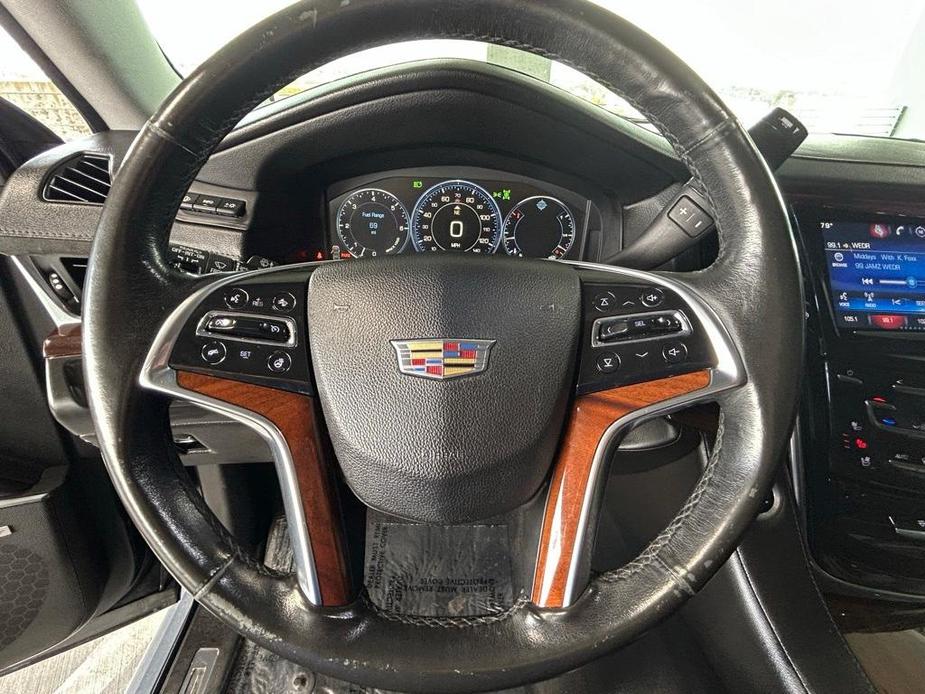 used 2015 Cadillac Escalade ESV car, priced at $28,200