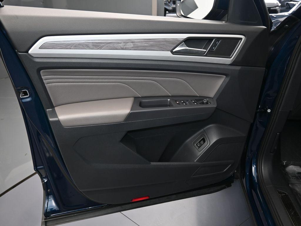 used 2021 Volkswagen Atlas Cross Sport car, priced at $22,096