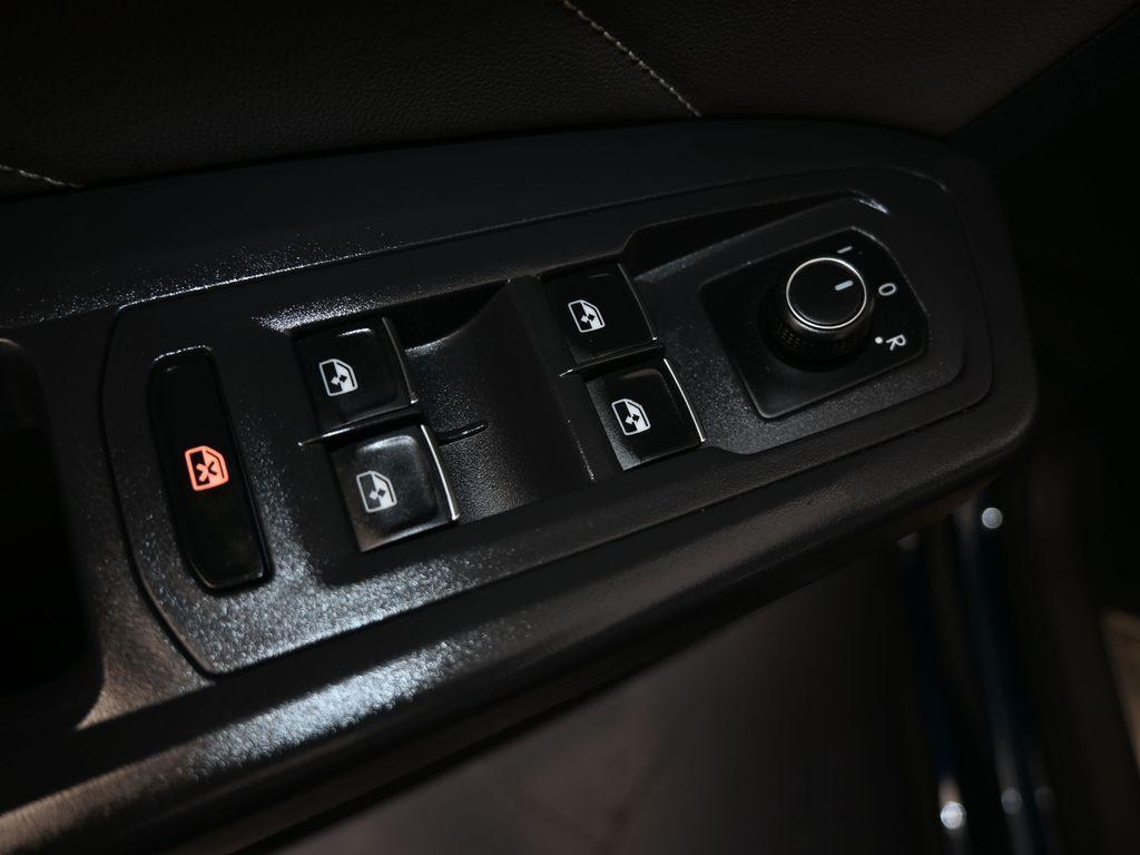 used 2021 Volkswagen Atlas Cross Sport car, priced at $22,096