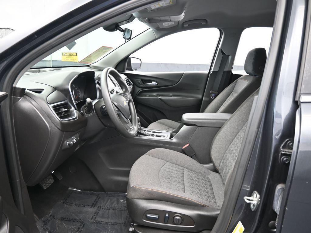 used 2023 Chevrolet Equinox car, priced at $17,585
