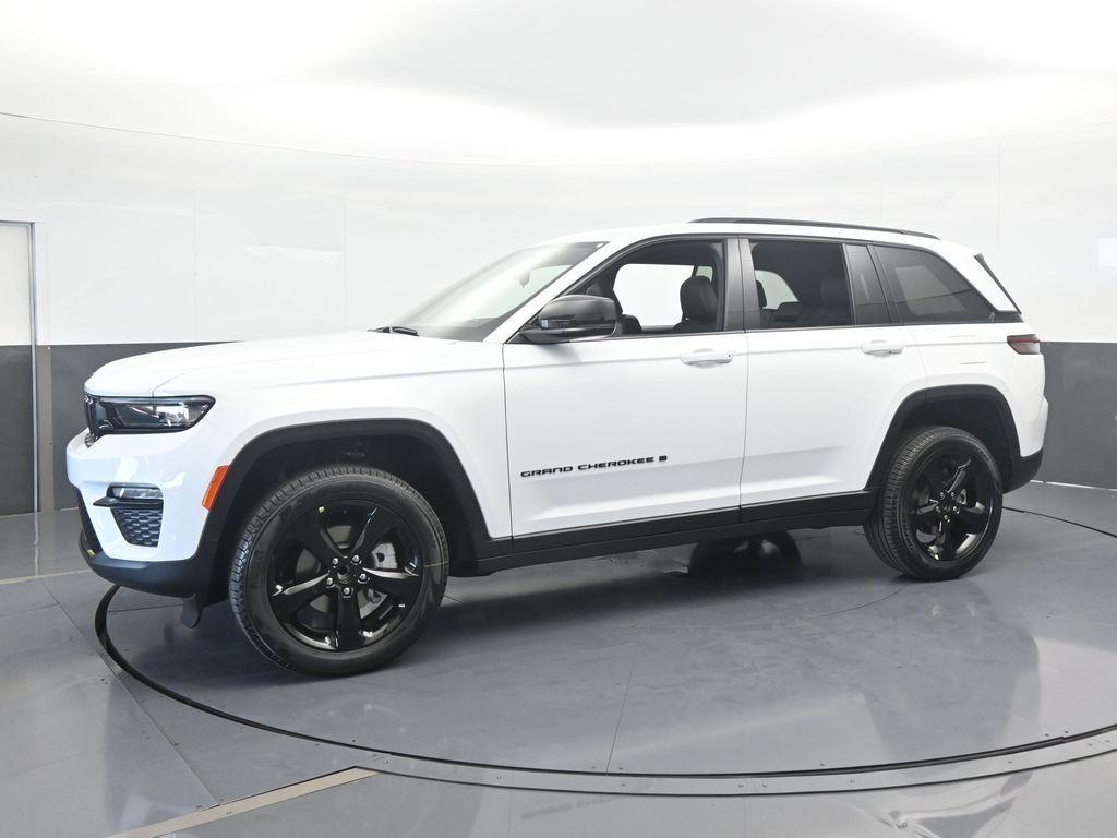 new 2025 Jeep Grand Cherokee car