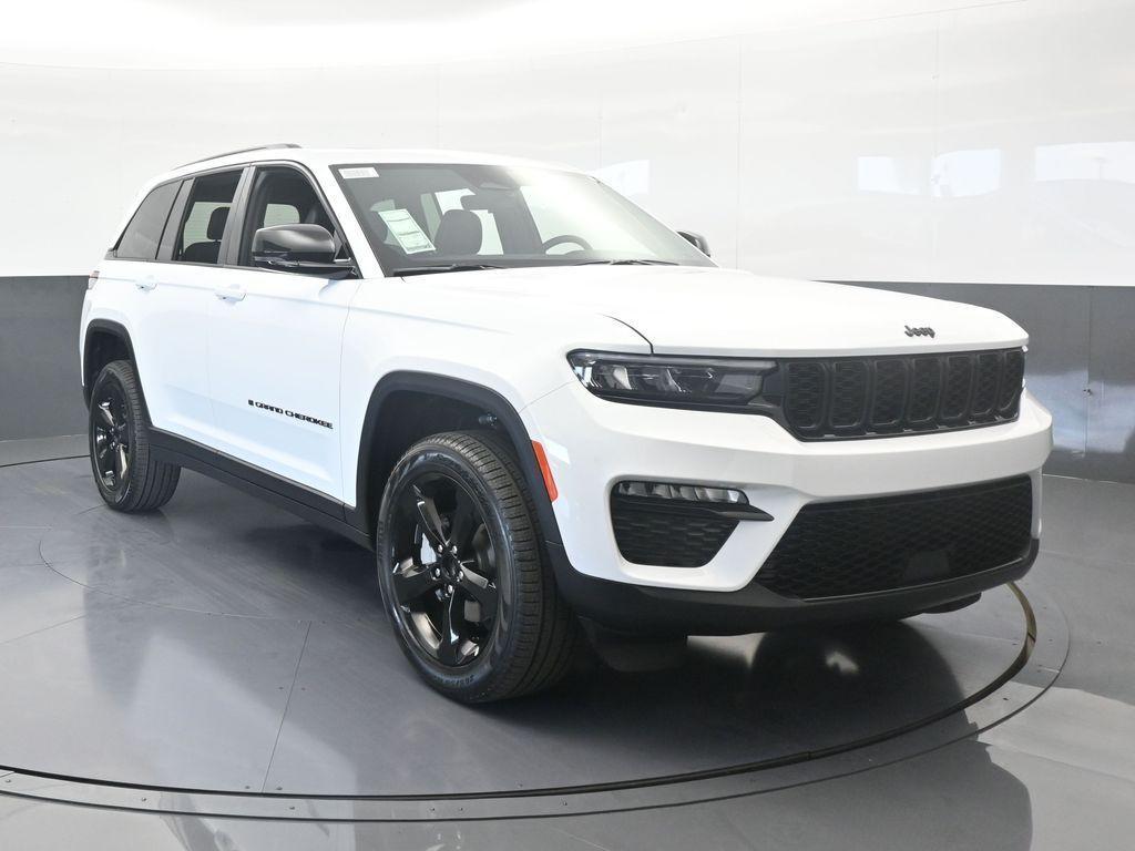new 2025 Jeep Grand Cherokee car