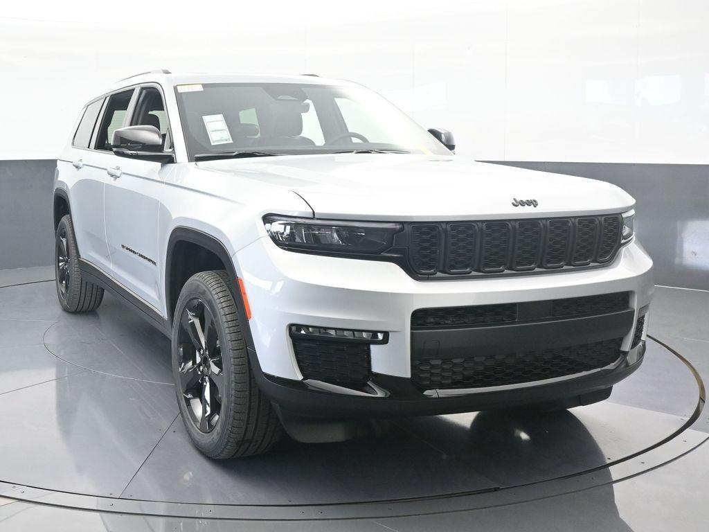 new 2025 Jeep Grand Cherokee L car