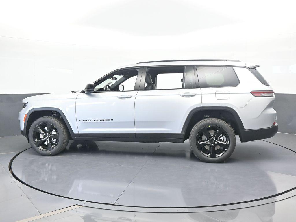 new 2025 Jeep Grand Cherokee L car
